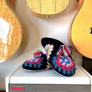 French Knot / Anthropologie Granny Square Slippers - XL